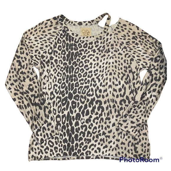 Chaser Sweaters - *DONATING SOON* Chaser | EUC medium long sleeved animal print sweater